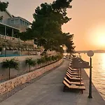 Osam - Adults Only Hotel