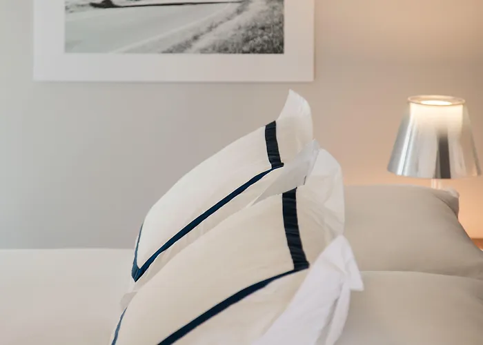 Osam - Adults Only