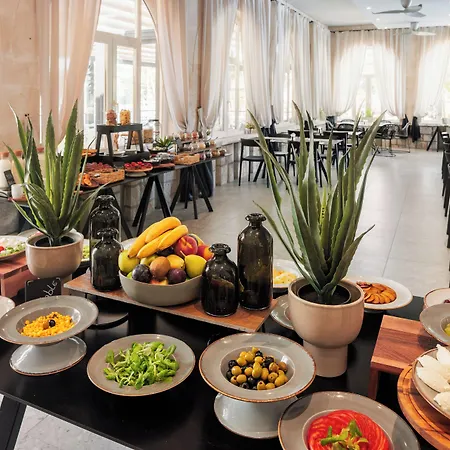 Osam - Adults Only Hotel 4*
