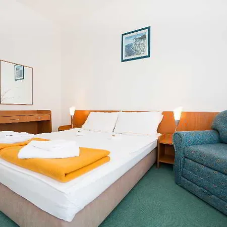 Milna Osam - Adults Only Milna (Brac)