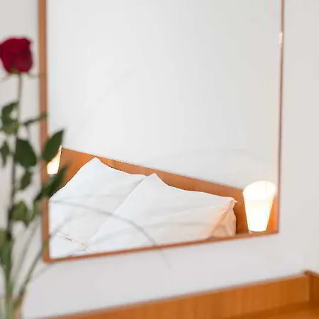 Hotel Milna Osam - Adults Only 4*