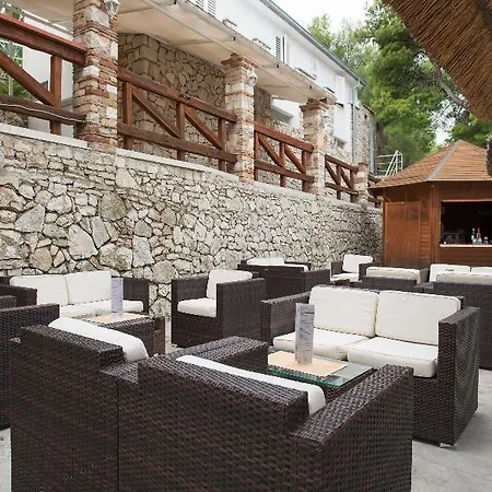 Osam - Adults Only Отель 4*
