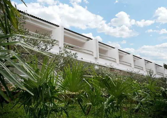 Osam - Adults Only 米欧纳