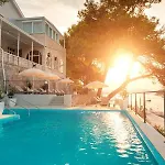 Osam - Adults Only 4*