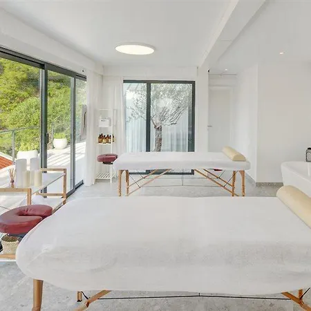 Osam - Adults Only Hotel