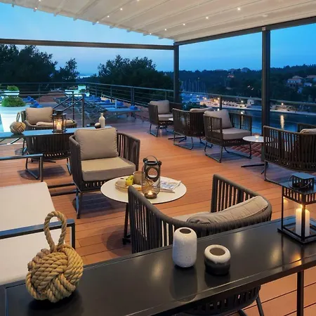 Hotel Osam - Adults Only